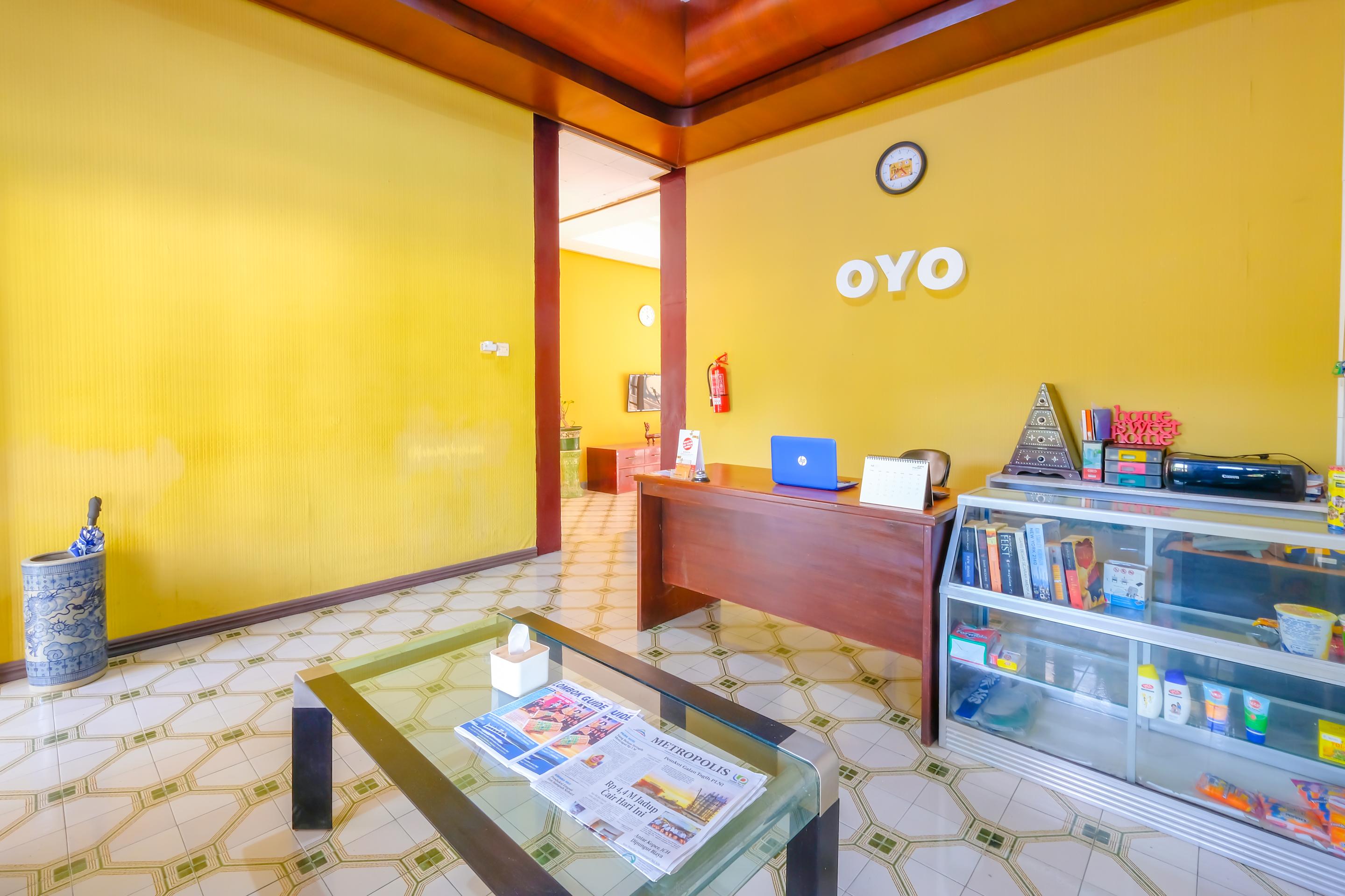 Oyo 1206 Lombok Guest House Mataram Exterior photo